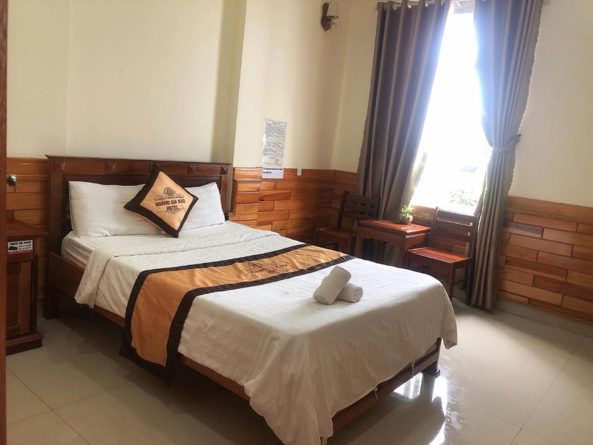 Hoang Gia Bao Hotel Kon Tum Luaran gambar