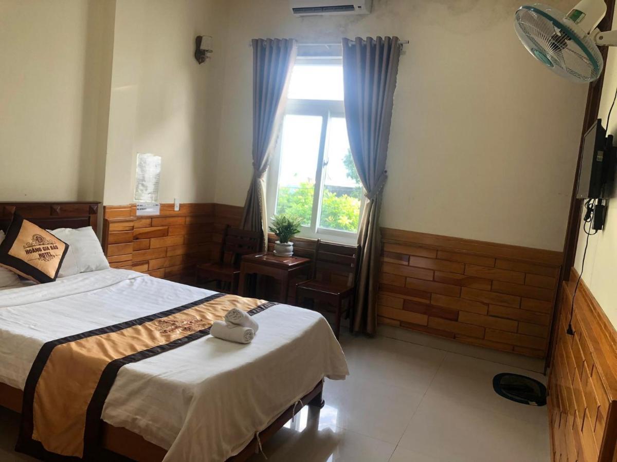 Hoang Gia Bao Hotel Kon Tum Luaran gambar