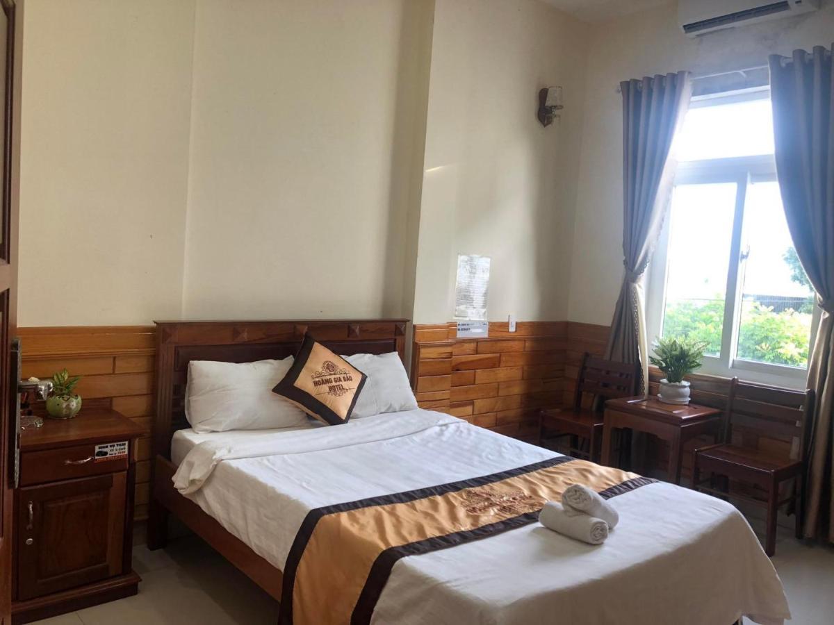 Hoang Gia Bao Hotel Kon Tum Luaran gambar